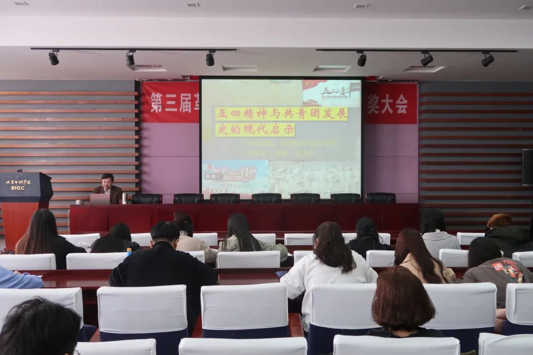 e2ebe63f3ff6461b8f227ea900b4df1b.jpg